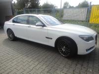 BMW 7 - celopřevlek do bílé perleti / po